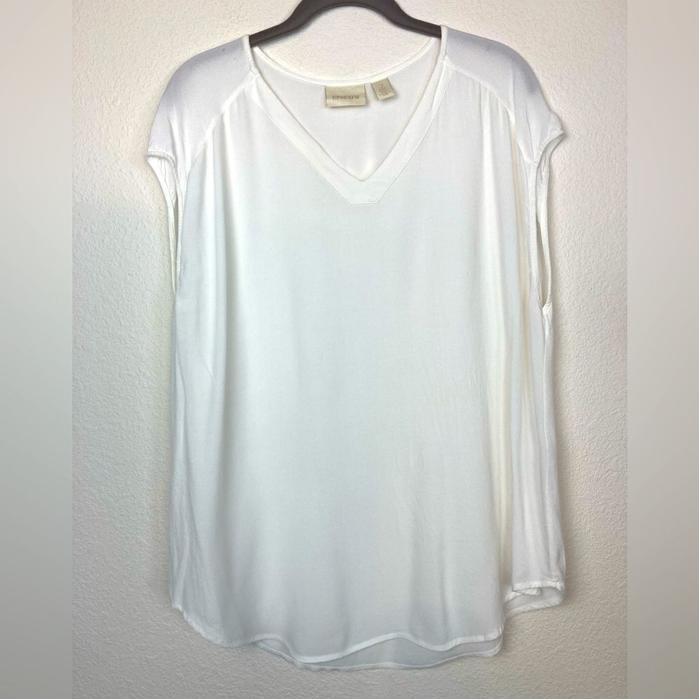 Chico's White V Neck Cap Sleeve Relaxed Blouse longer length, oversized